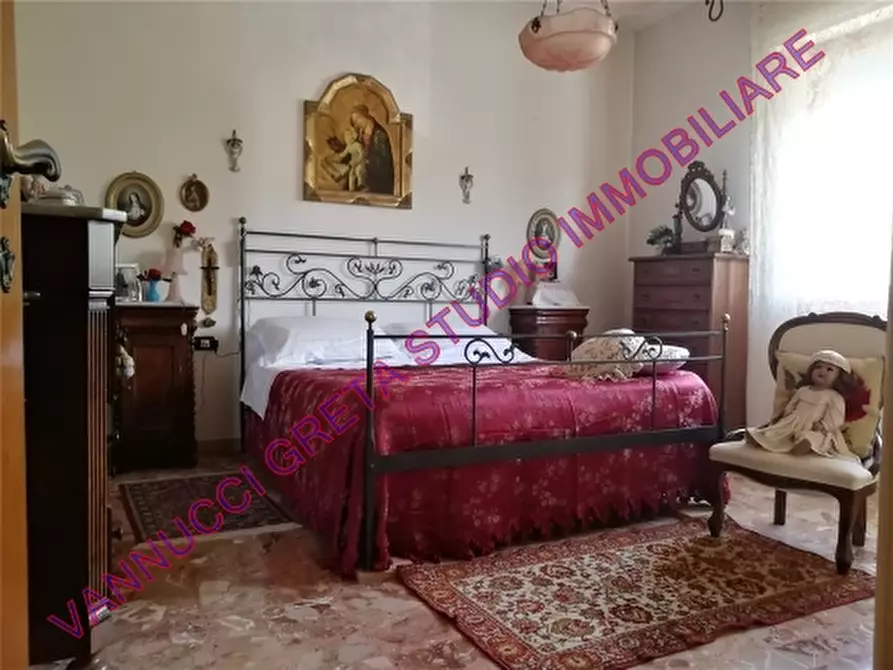 Immagine 18 di Appartamento in vendita  a Impruneta