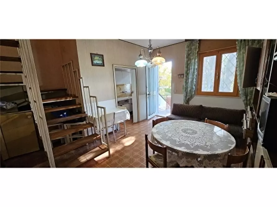 Immagine 6 di Appartamento in vendita  a Ravenna