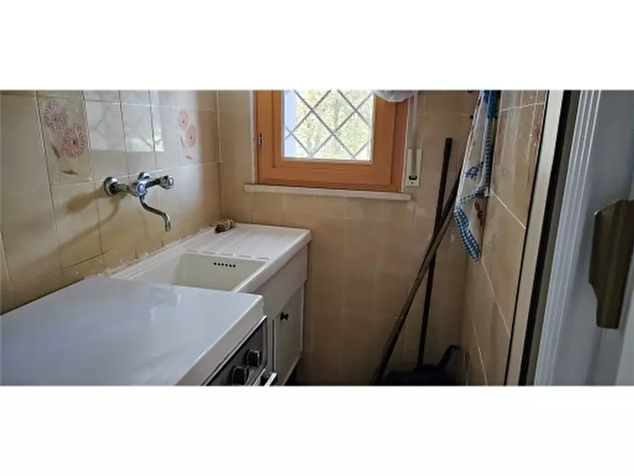 Immagine 8 di Appartamento in vendita  a Ravenna