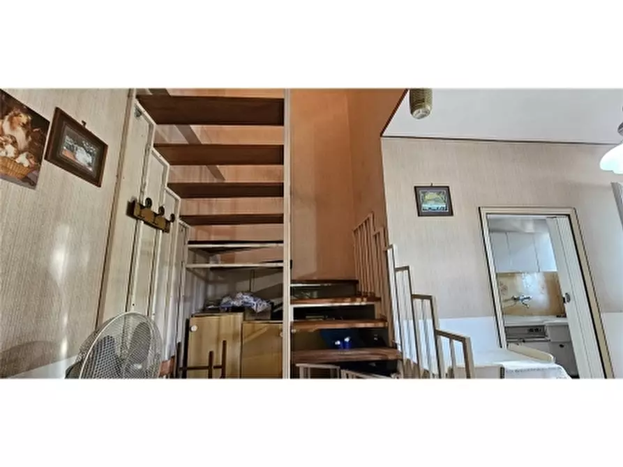 Immagine 10 di Appartamento in vendita  a Ravenna