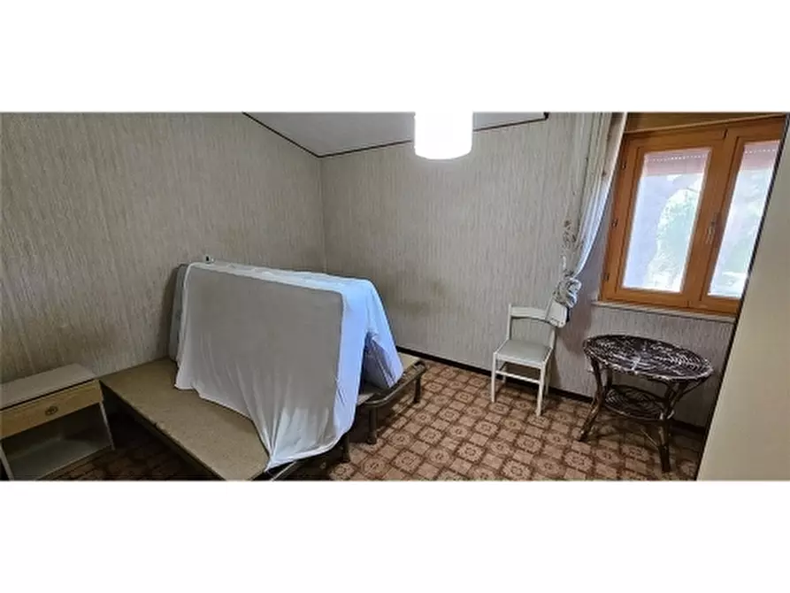 Immagine 14 di Appartamento in vendita  a Ravenna