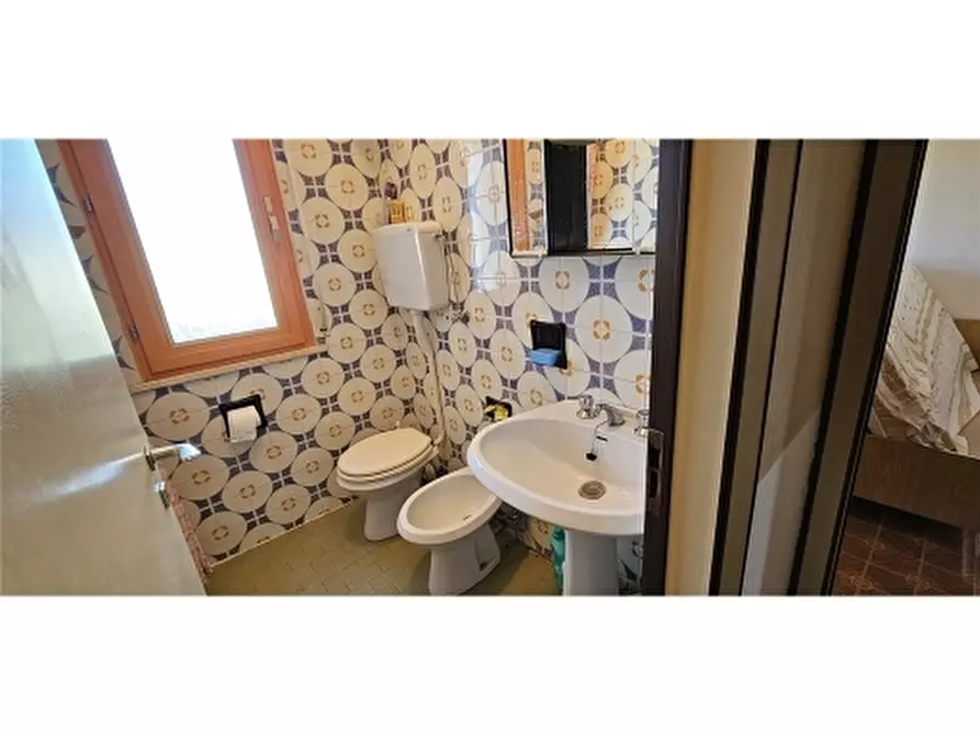 Immagine 25 di Appartamento in vendita  a Ravenna