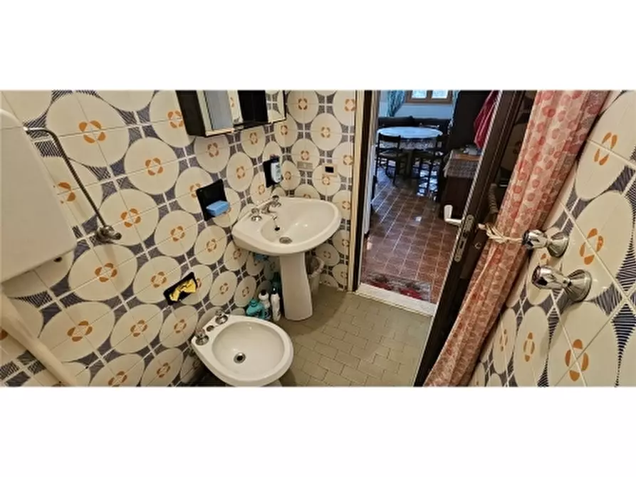 Immagine 26 di Appartamento in vendita  a Ravenna