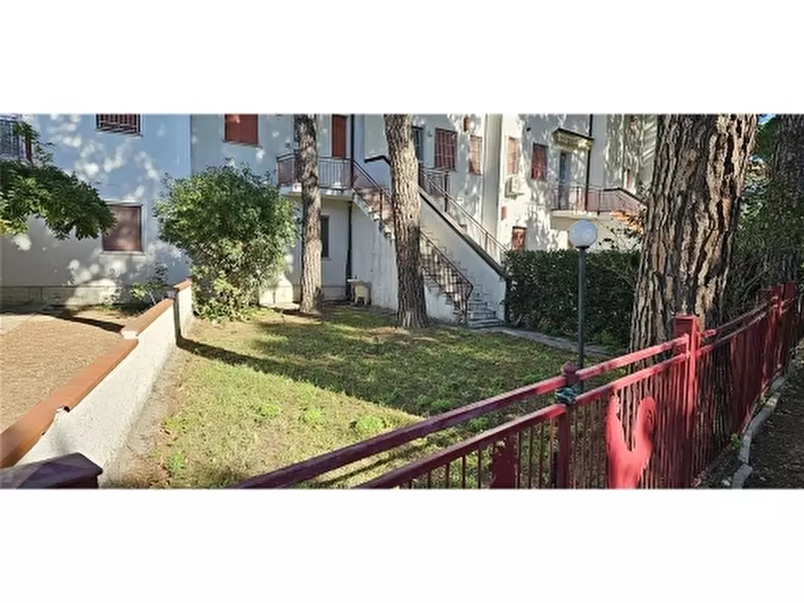 Immagine 30 di Appartamento in vendita  a Ravenna