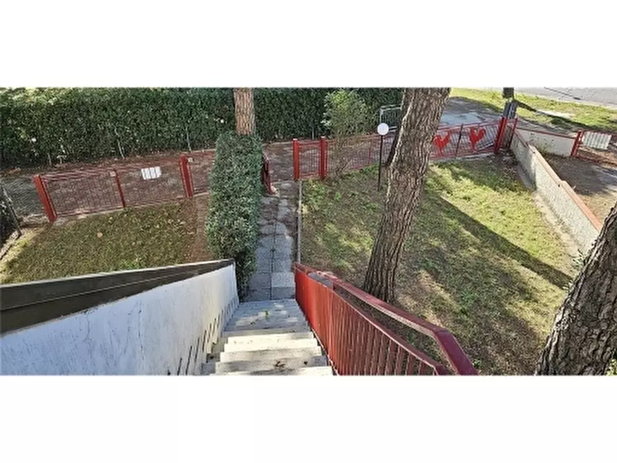 Immagine 31 di Appartamento in vendita  a Ravenna