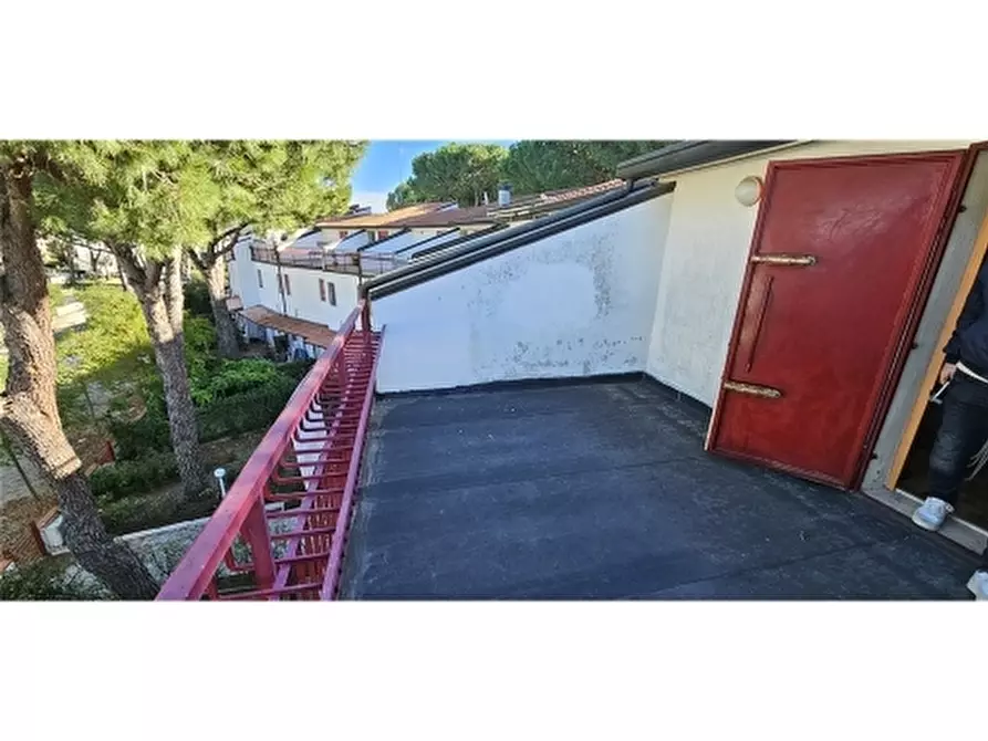 Immagine 37 di Appartamento in vendita  a Ravenna