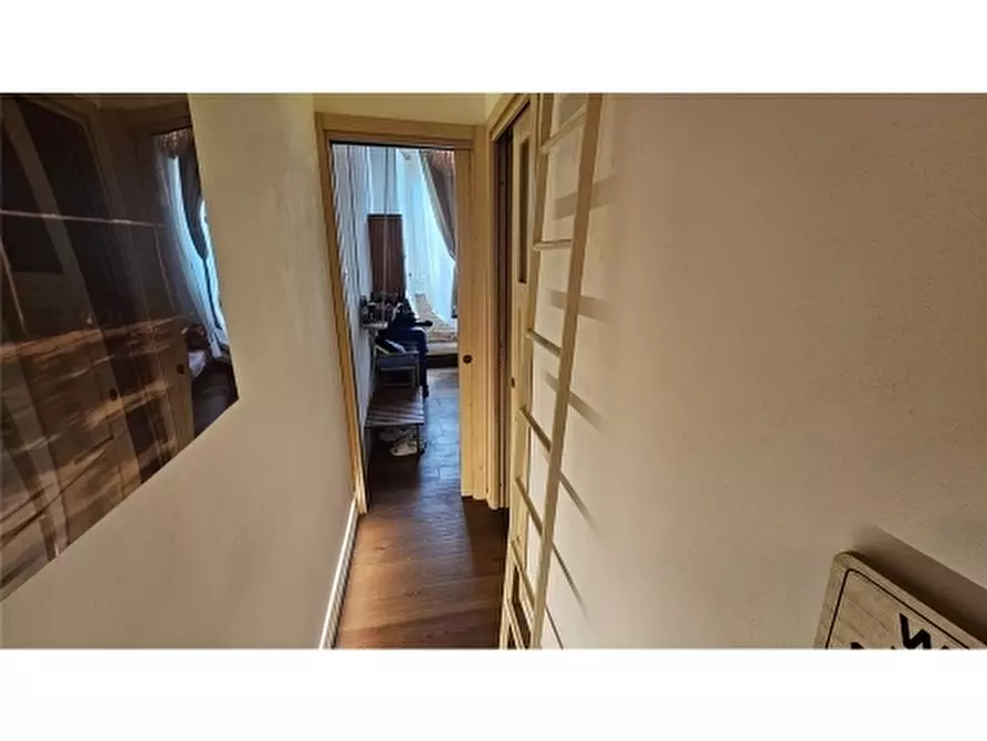 Immagine 2 di Appartamento in vendita  a Firenze