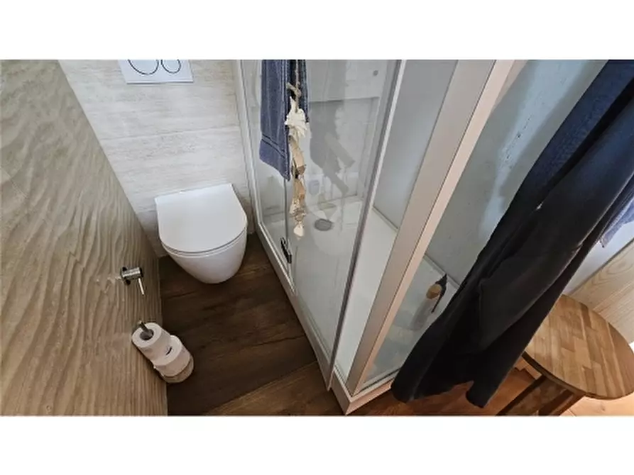 Immagine 9 di Appartamento in vendita  a Firenze