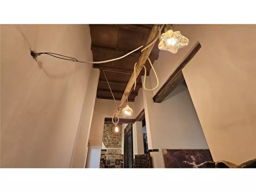 Immagine 11 di Appartamento in vendita  a Firenze