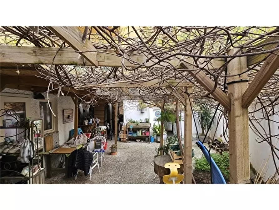 Immagine 35 di Appartamento in vendita  a Firenze