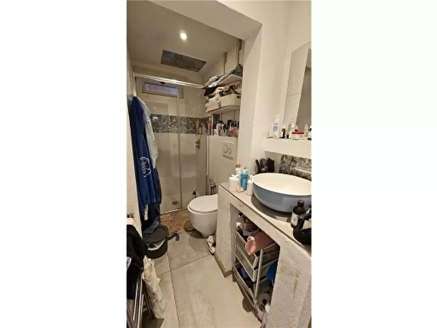 Immagine 43 di Appartamento in vendita  a Firenze