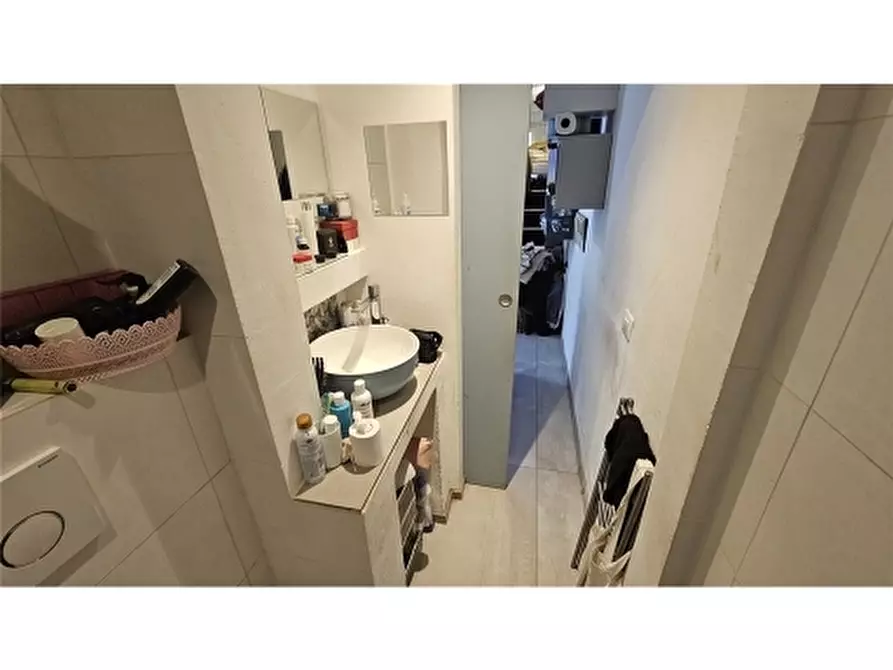 Immagine 44 di Appartamento in vendita  a Firenze