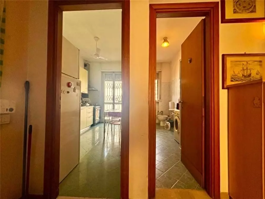 Immagine 10 di Appartamento in vendita  a Firenze