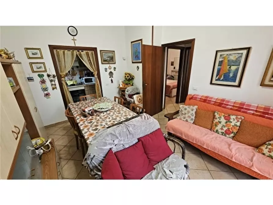 Immagine 10 di Appartamento in vendita  a Ravenna