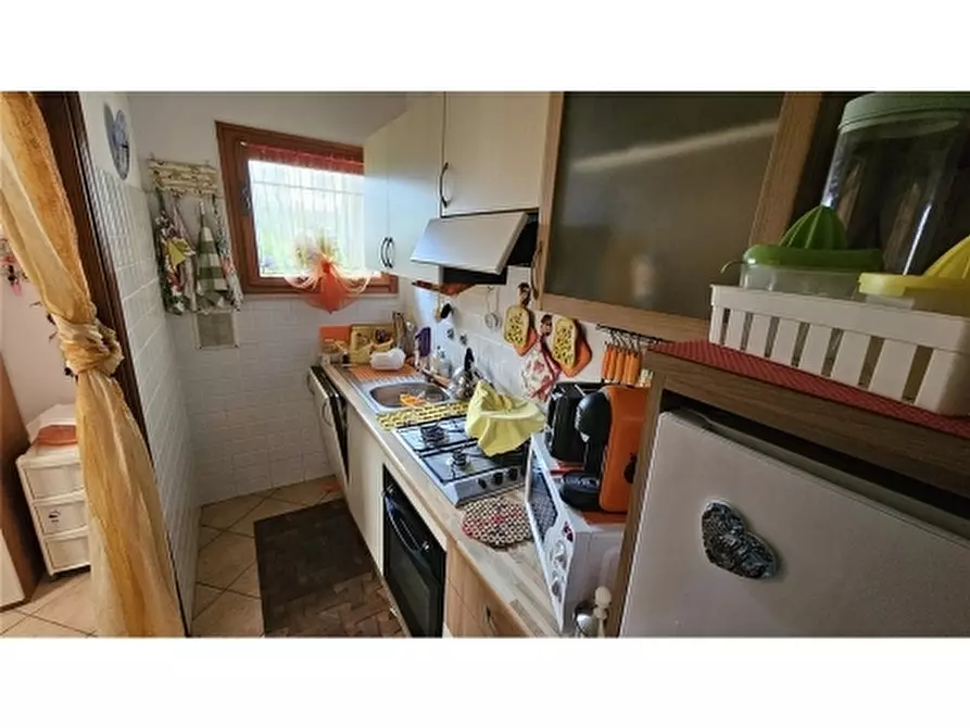 Immagine 15 di Appartamento in vendita  a Ravenna