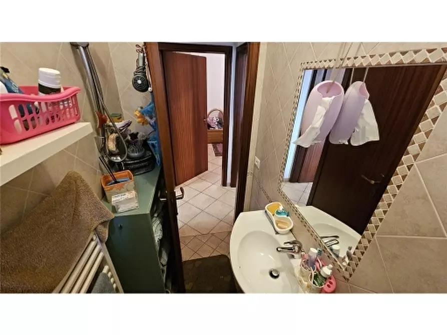 Immagine 24 di Appartamento in vendita  a Ravenna