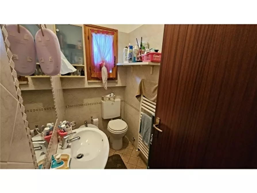 Immagine 26 di Appartamento in vendita  a Ravenna