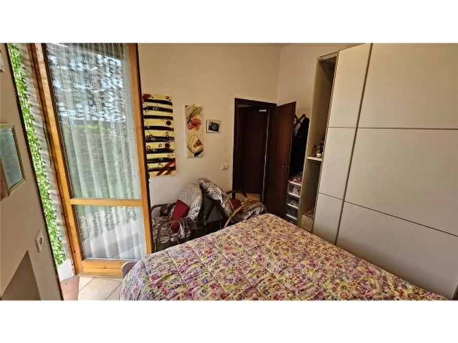 Immagine 27 di Appartamento in vendita  a Ravenna