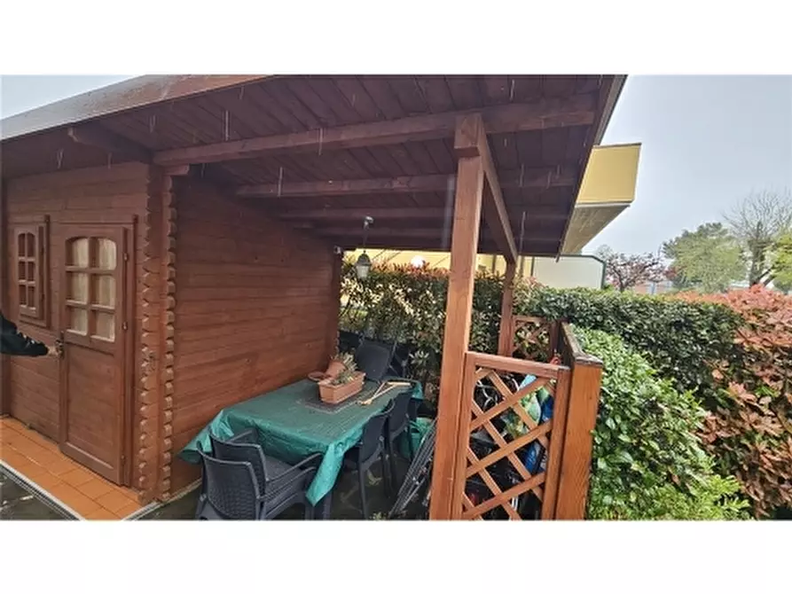 Immagine 33 di Appartamento in vendita  a Ravenna