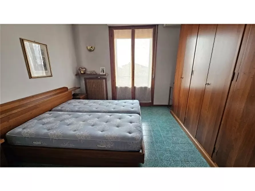 Immagine 20 di Appartamento in vendita  a Scandicci