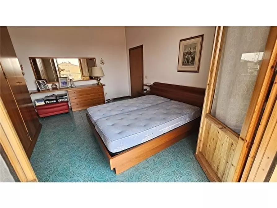 Immagine 22 di Appartamento in vendita  a Scandicci