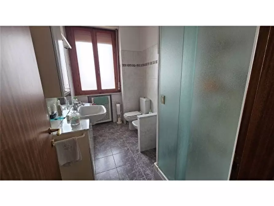 Immagine 26 di Appartamento in vendita  a Scandicci