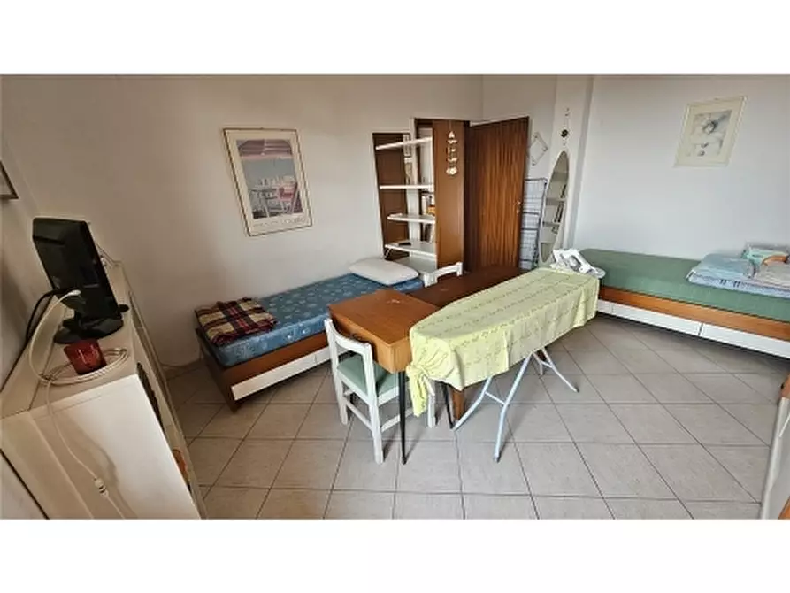 Immagine 29 di Appartamento in vendita  a Scandicci