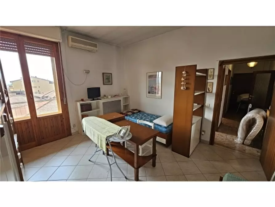 Immagine 31 di Appartamento in vendita  a Scandicci