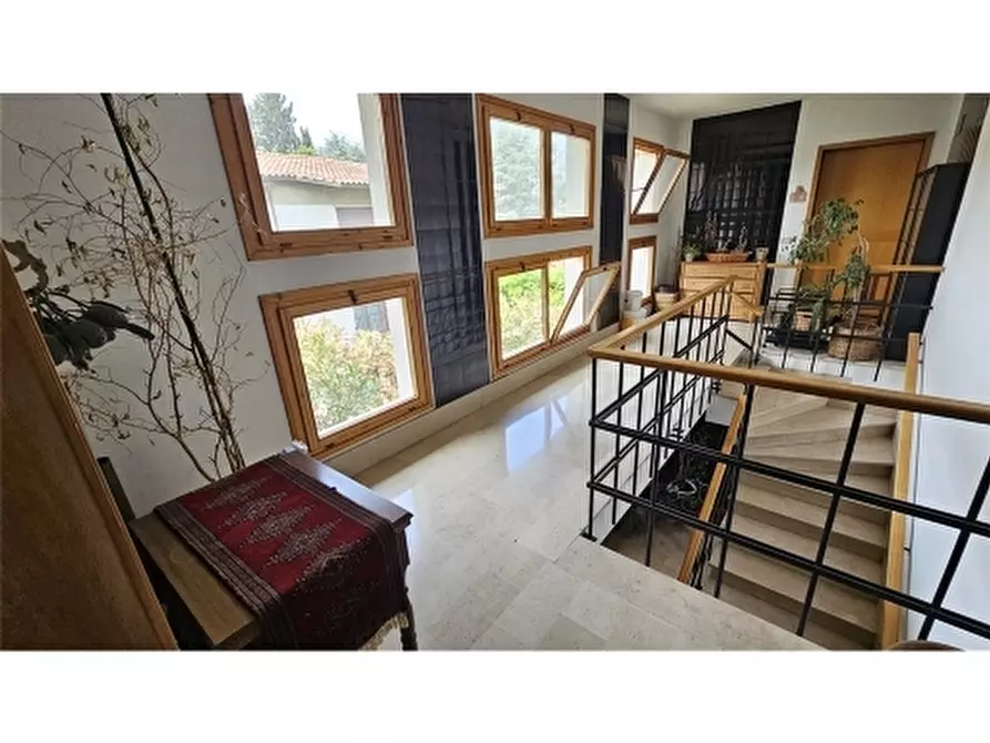 Immagine 5 di Appartamento in vendita  a Firenze