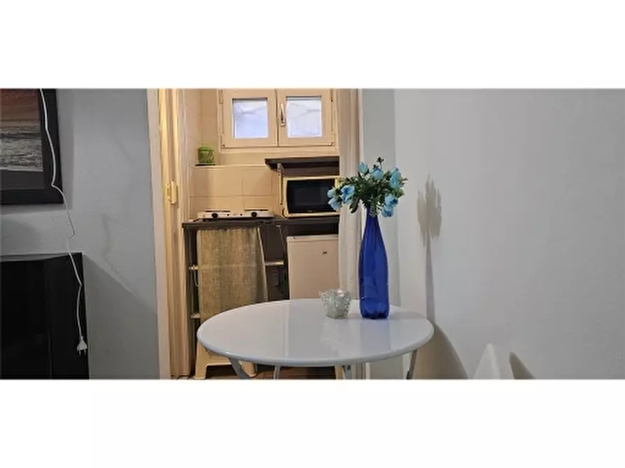 Immagine 2 di Appartamento in affitto  a Firenze