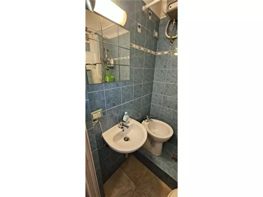 Immagine 12 di Appartamento in affitto  a Firenze