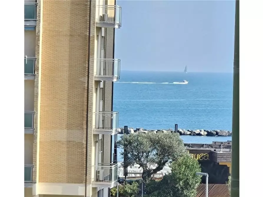 Immagine 7 di Appartamento in vendita  a Ravenna