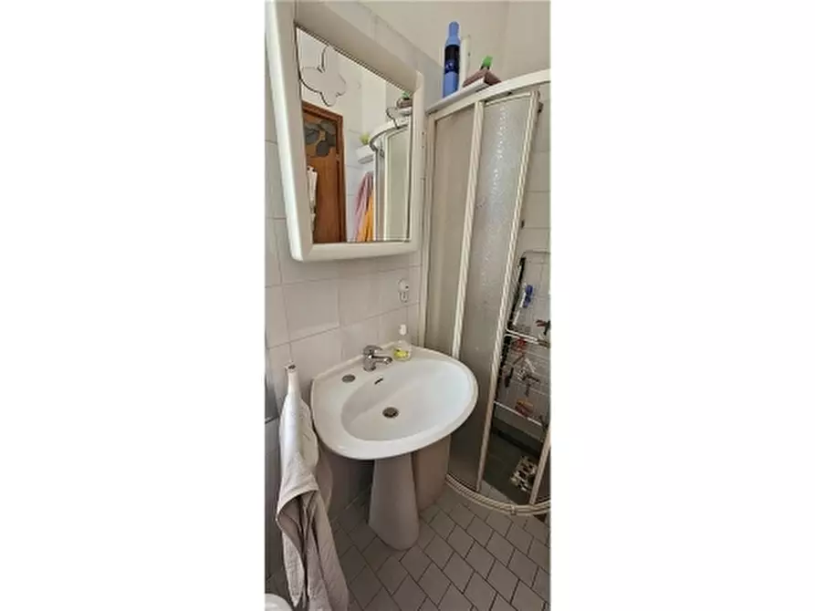 Immagine 11 di Appartamento in vendita  a Ravenna