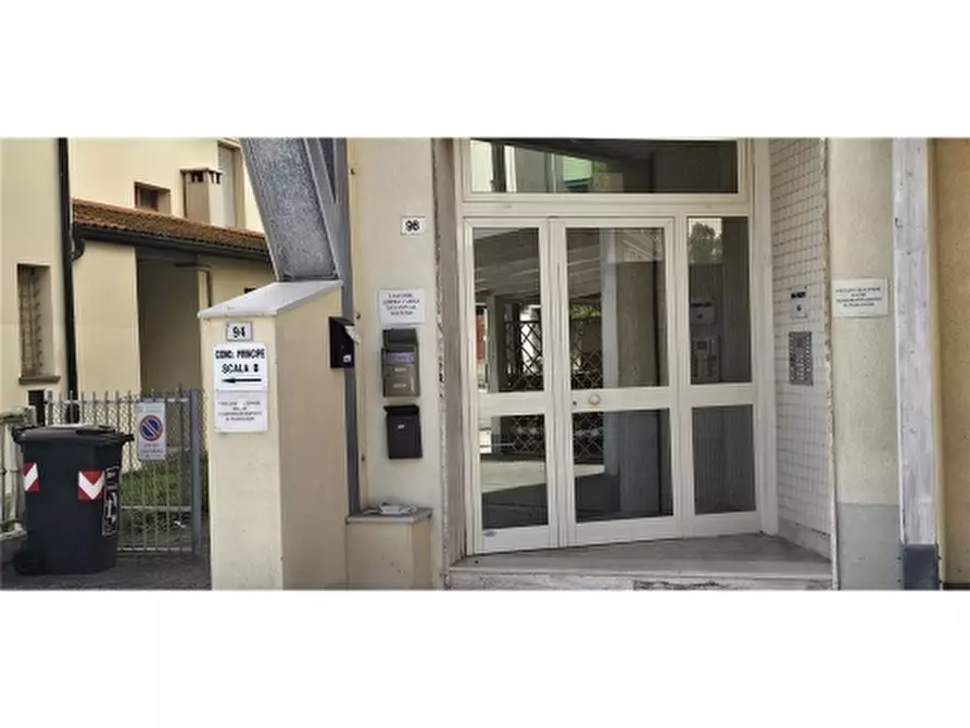 Immagine 17 di Appartamento in vendita  a Ravenna