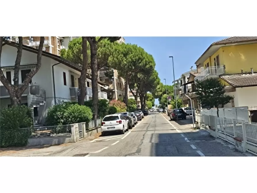 Immagine 9 di Appartamento in vendita  a Ravenna