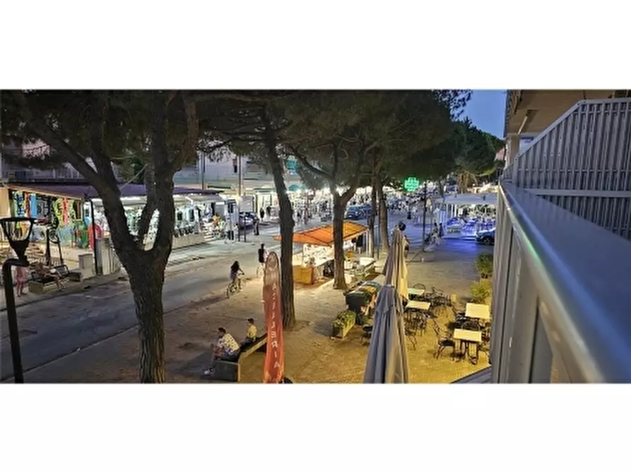 Immagine 1 di Appartamento in vendita  a Ravenna