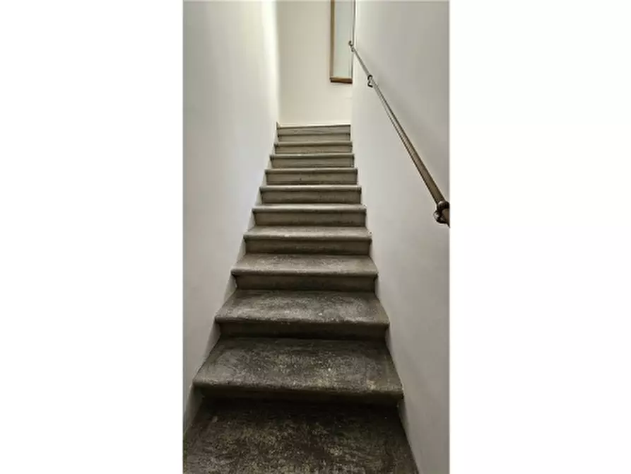 Immagine 29 di Villa in vendita  a Firenze