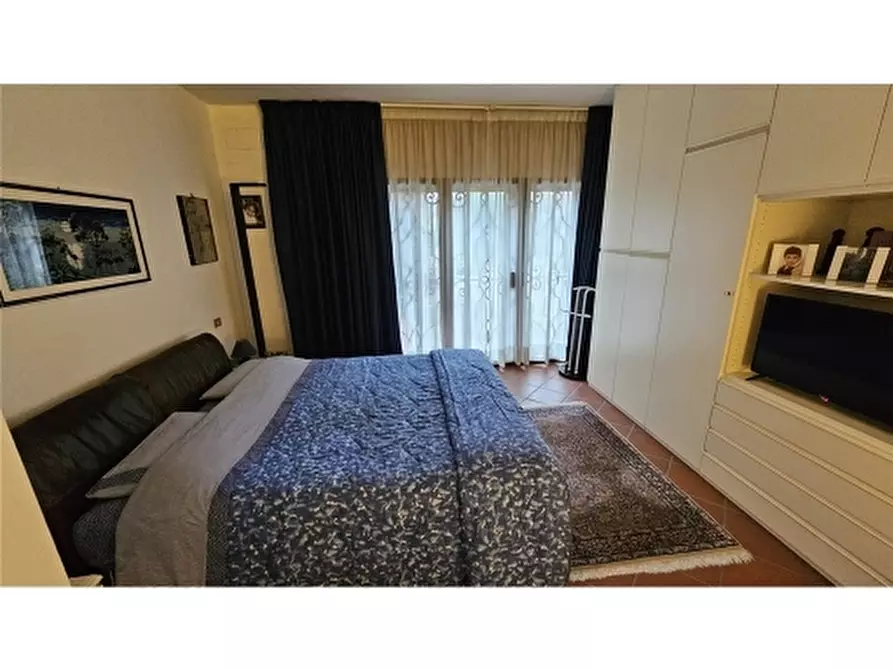 Immagine 22 di Villa in vendita  a Rignano Sull'arno