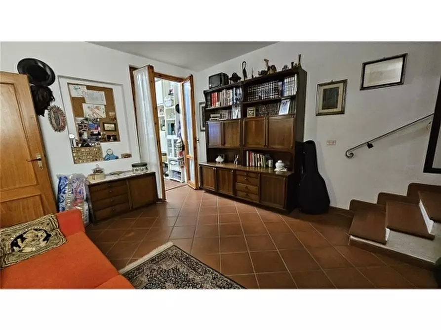 Immagine 33 di Villa in vendita  a Rignano Sull'arno
