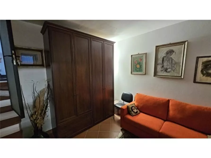 Immagine 34 di Villa in vendita  a Rignano Sull'arno