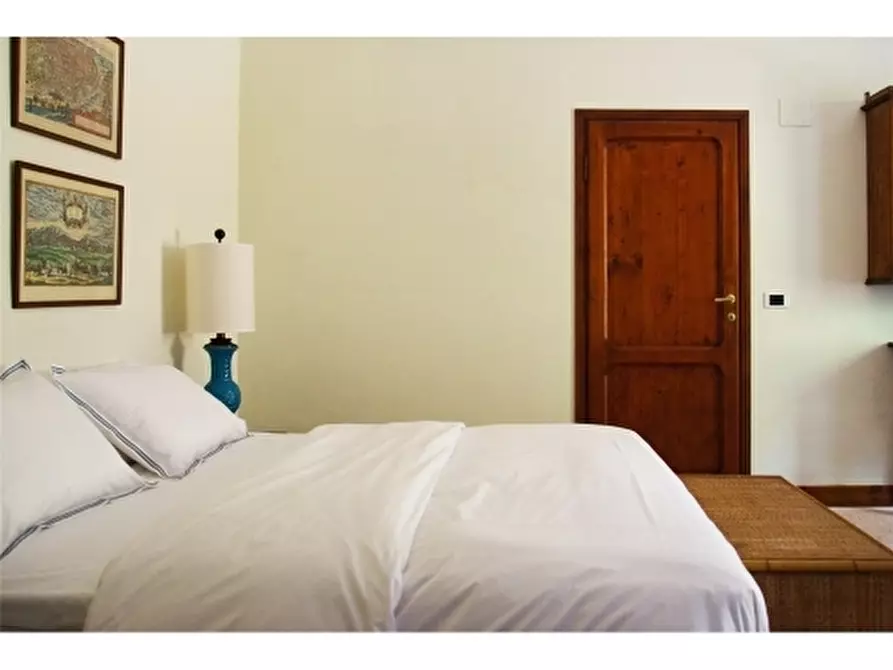 Immagine 30 di Villa in affitto  a Fiesole