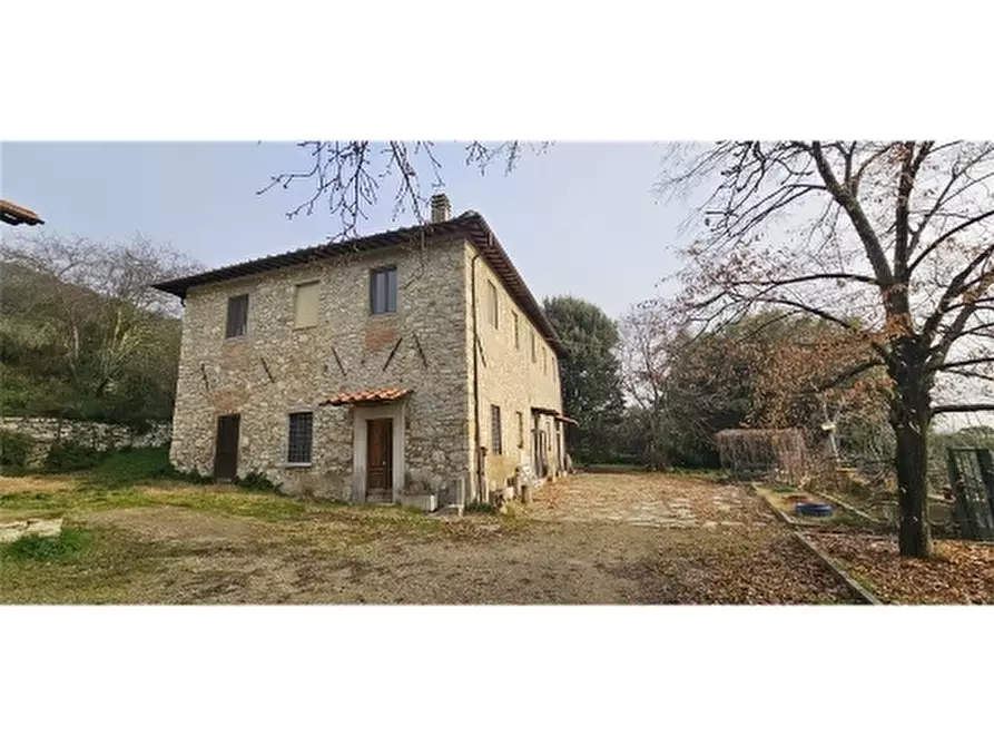 Immagine 1 di Rustico / casale in affitto  a Fiesole