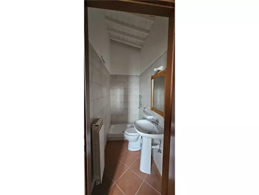 Immagine 13 di Rustico / casale in affitto  a Fiesole