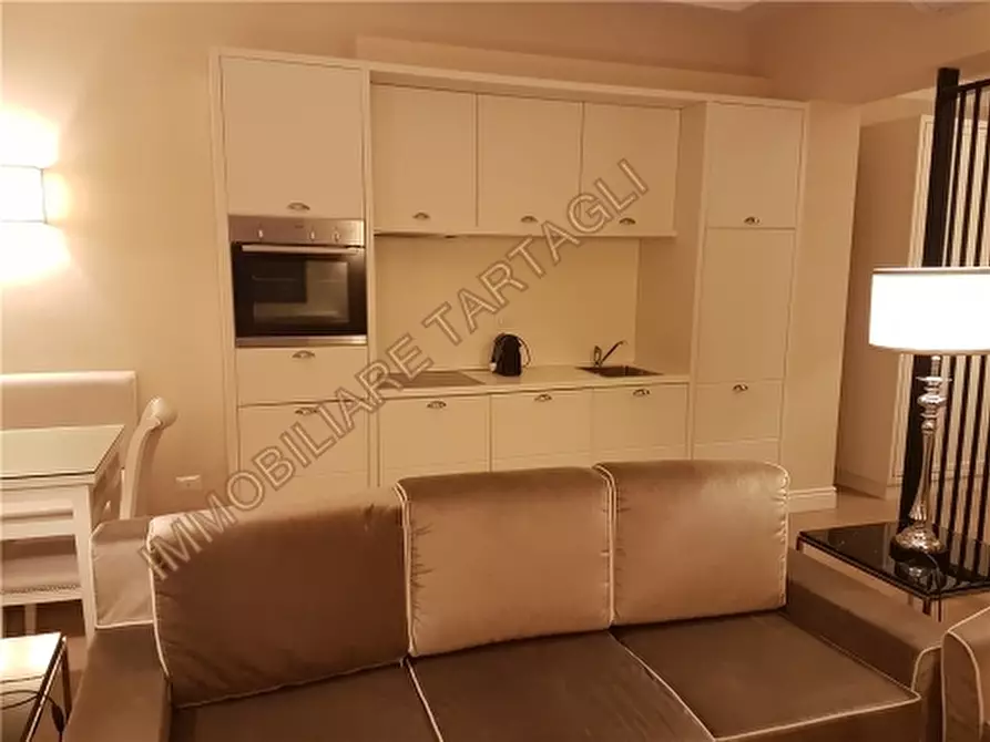 Immagine 4 di Appartamento in affitto  a Firenze