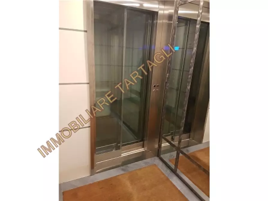 Immagine 16 di Appartamento in affitto  a Firenze