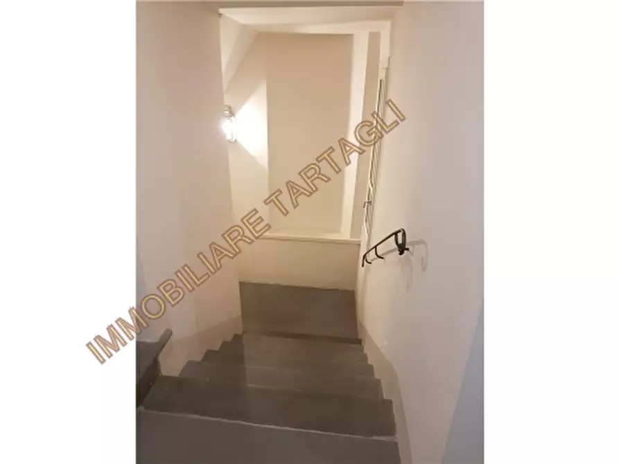 Immagine 19 di Appartamento in affitto  a Firenze