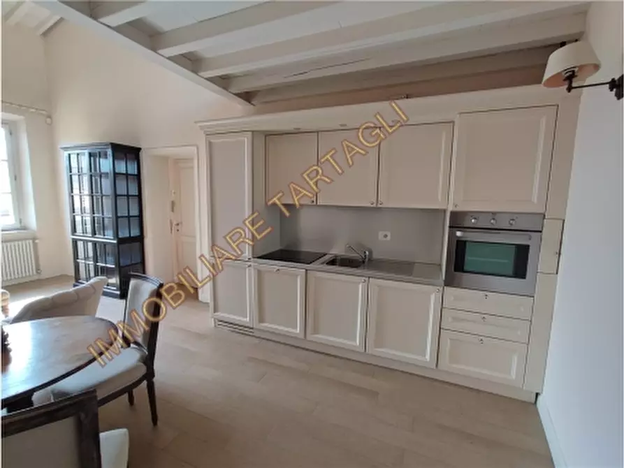 Immagine 2 di Appartamento in affitto  a Firenze