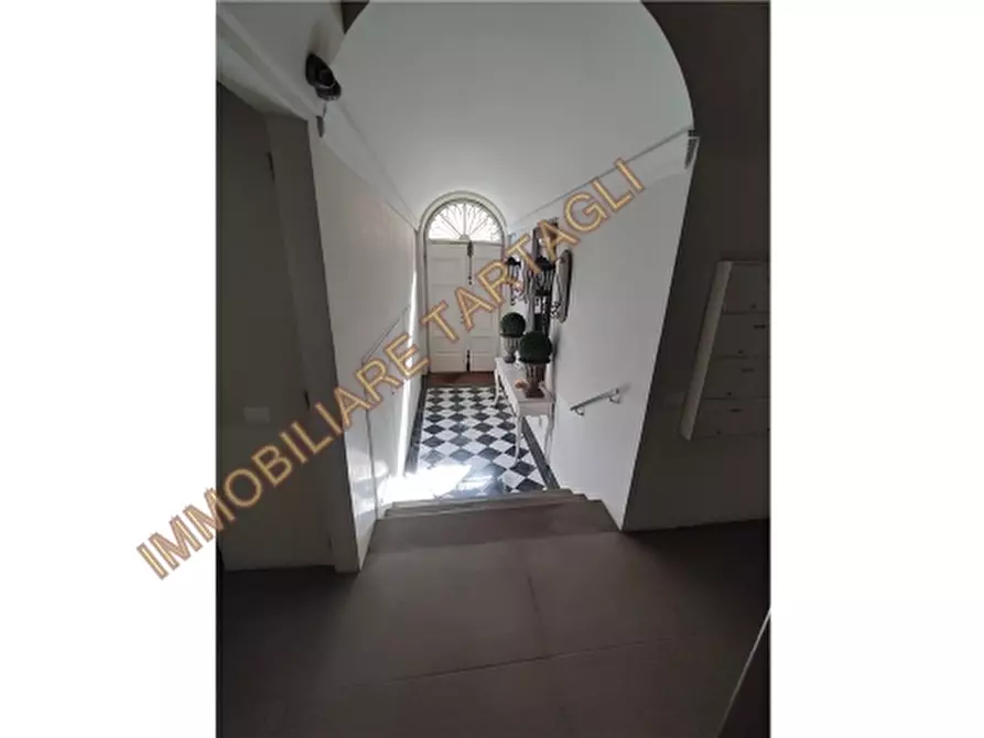 Immagine 24 di Appartamento in affitto  a Firenze