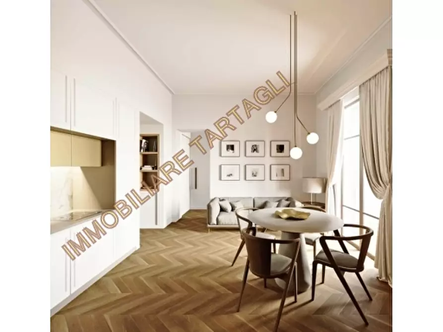 Immagine 2 di Appartamento in vendita  a Firenze