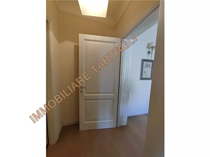 Immagine 5 di Appartamento in affitto  a Firenze